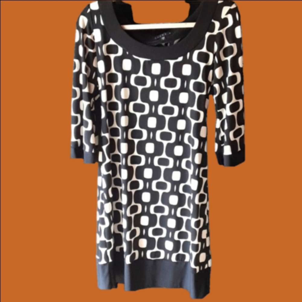 Tiana B. Size S